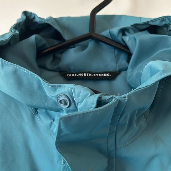 Woods windbreaker/rain jacket - Picture 4 of 8